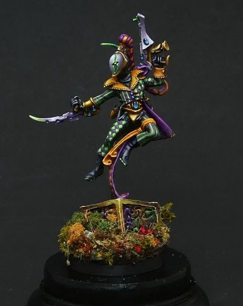 Pilot Harlequin apart of the Eldar